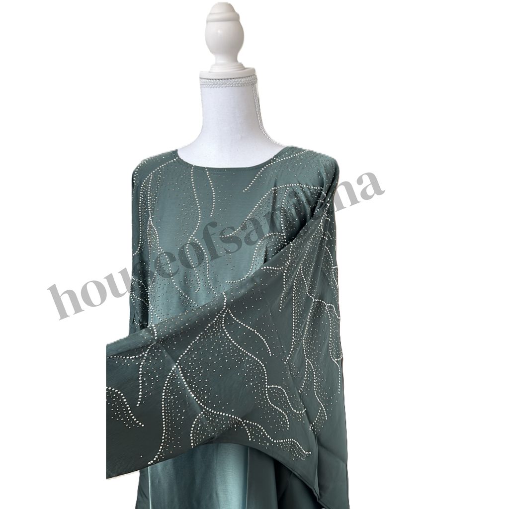 Diamante Detailed Batwing Abaya
